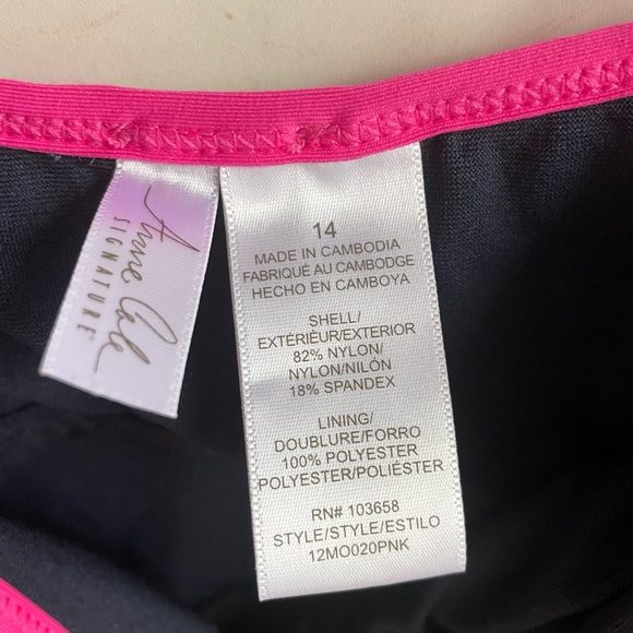 Anne Cole Navy Blue Swimsuit with Pink Accents …..Never Worn!!! - Picture 4 of 4